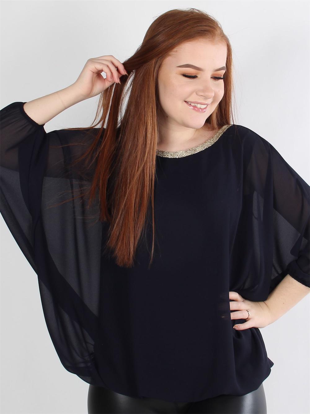 Ursula - Lyserød chiffon bluse med guldtråde i halsen